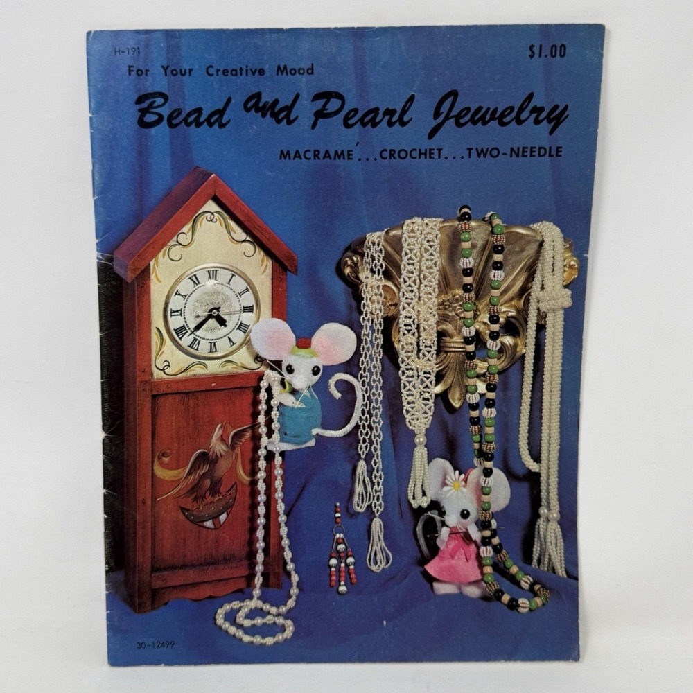 Vintage 1971 Bead And Pearl Jewelry Macramé Crochet Two Needle Pattern Book